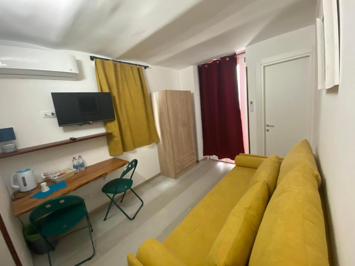 Bed and Breakfast Touristhouse Monopoli 10 Экстерьер фото