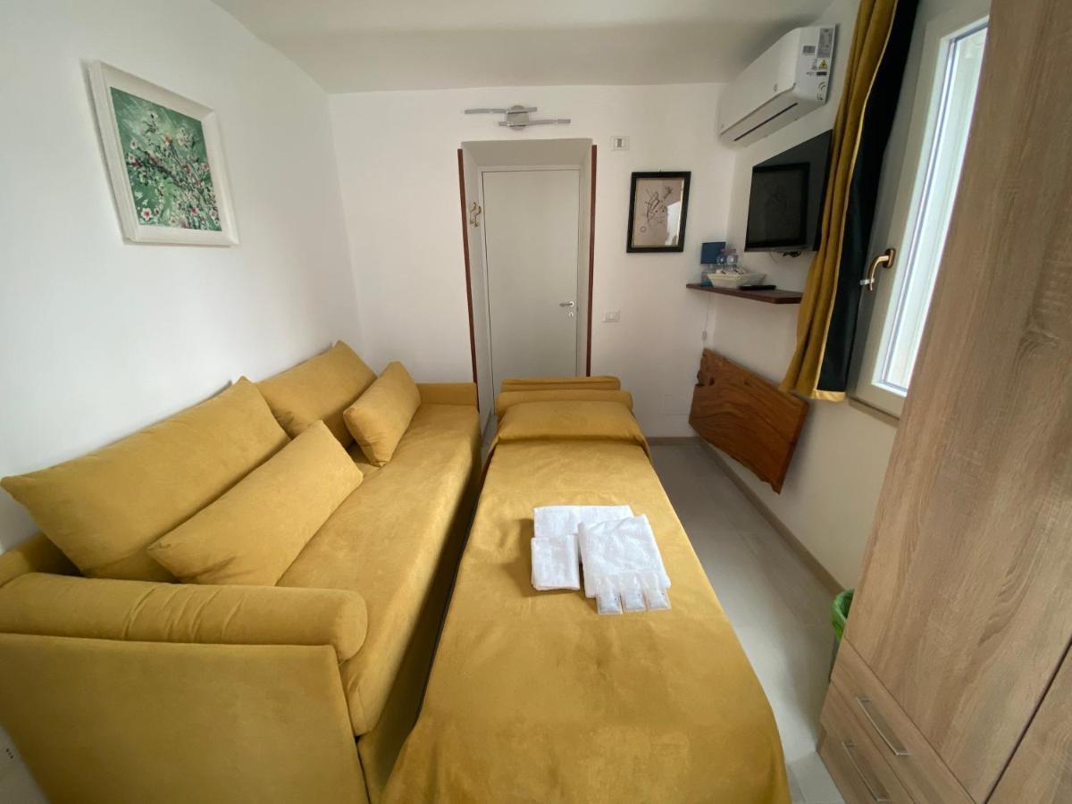 Bed and Breakfast Touristhouse Monopoli 10 Экстерьер фото