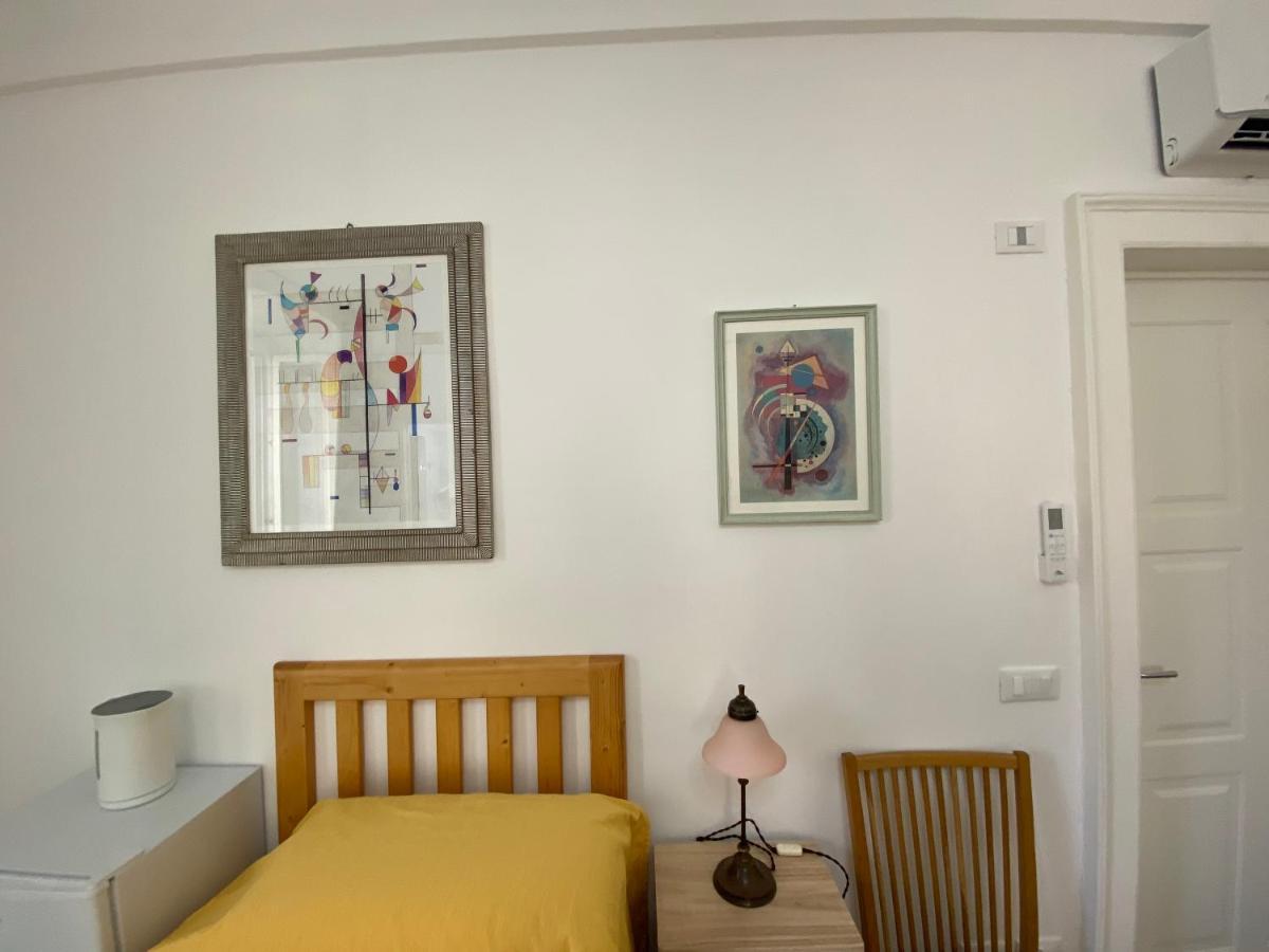 Bed and Breakfast Touristhouse Monopoli 10 Экстерьер фото