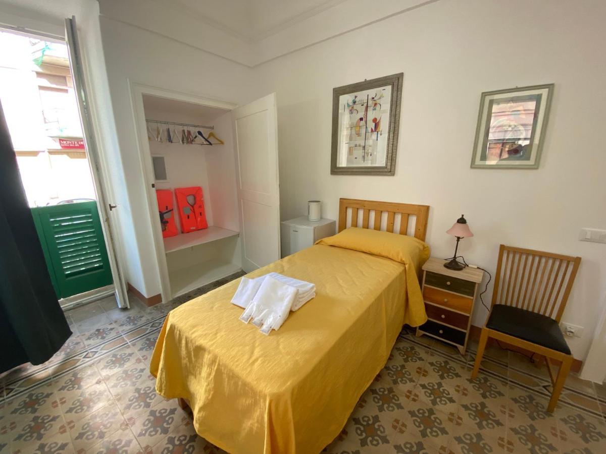Bed and Breakfast Touristhouse Monopoli 10 Экстерьер фото